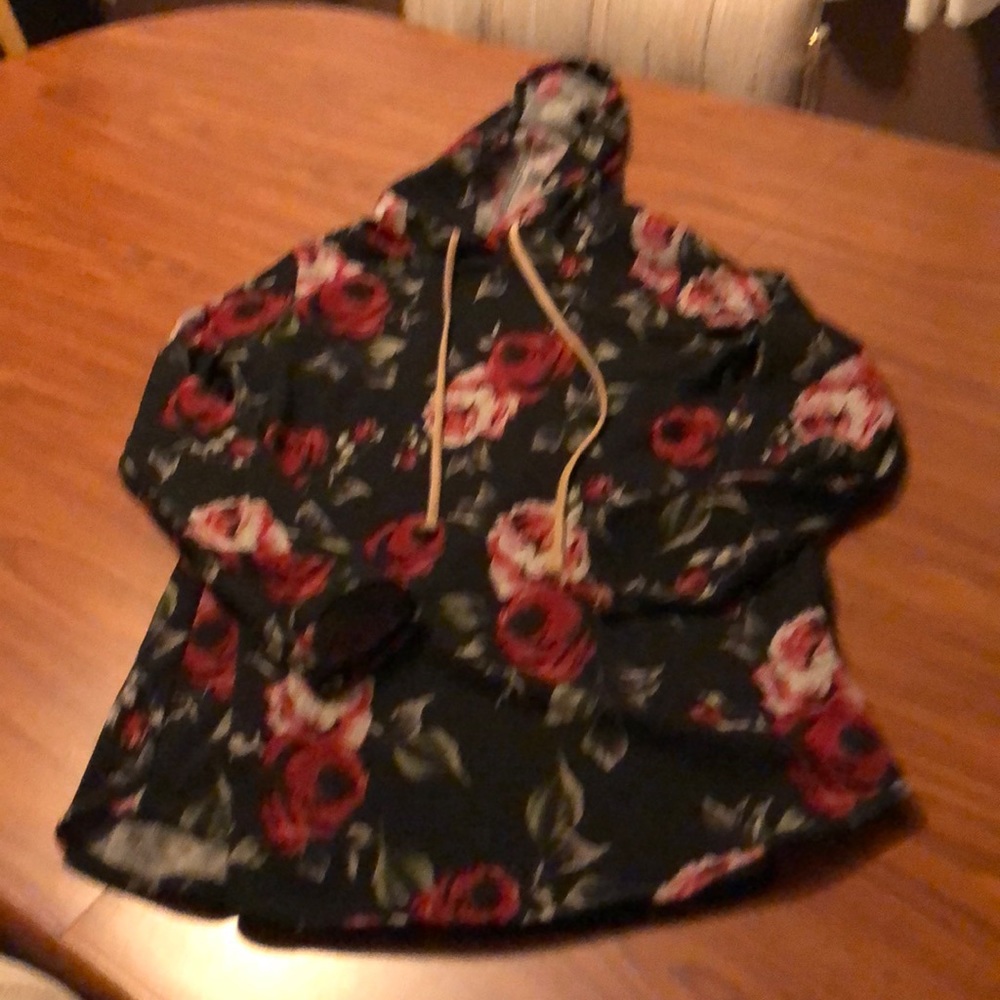 Sz M Floral Hoodie